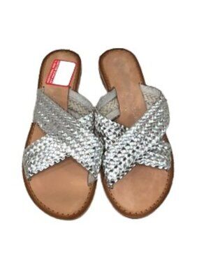 Chinese Laundry Woven Leather Silver Flat Sandal - NWT